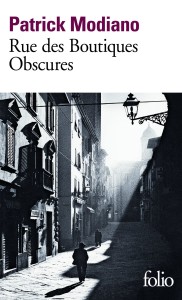 Missing Person (Rue de Boutiques obscures). Photo courtesy of Amazon France.