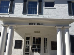 The entrance to the Emerald Hill City Hall building.